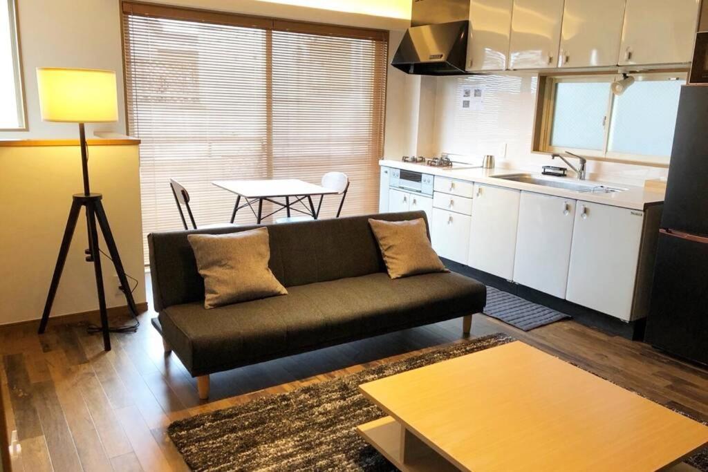 Chill Honan Tokyo